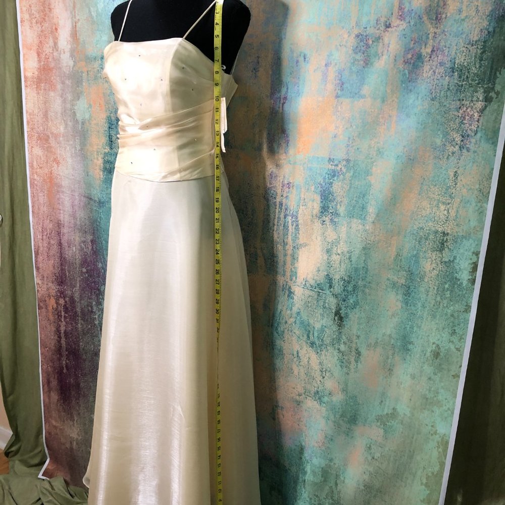NWT  📌Eureka USA Stunning Chiffon Ball - Formal - Bridesmaid - Prom  GOWN - Picture 11 of 16